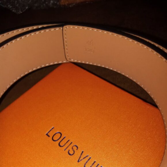 Men's Designer Black Leather Belt Size 48 - Picture 3 of 6